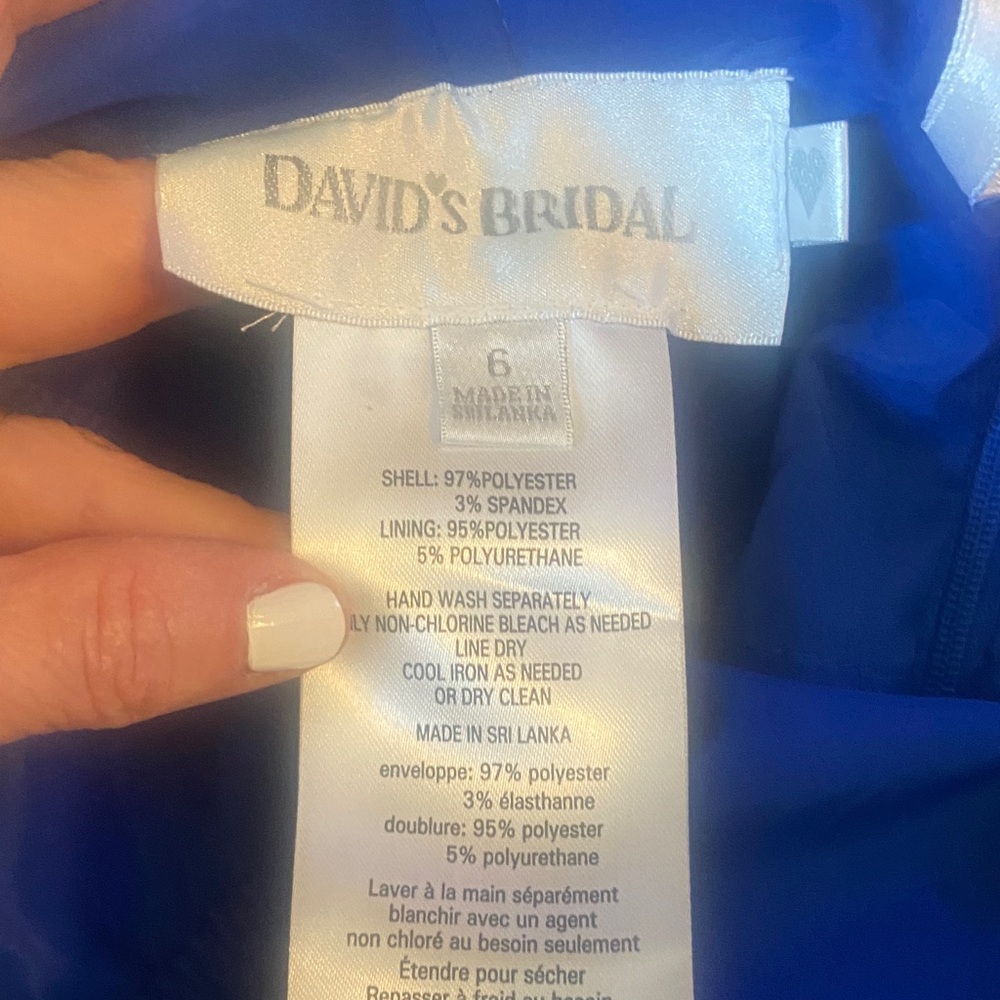 DAVID’s BRIDAL Short Blue Dress
Size 6 - Picture 10 of 10